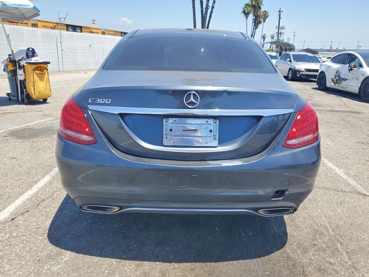 Mercedes-Benz C-Class 300