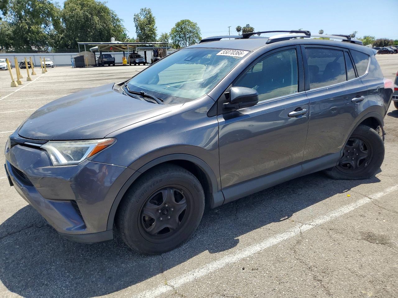 Salvage Toyota RAV4 Image