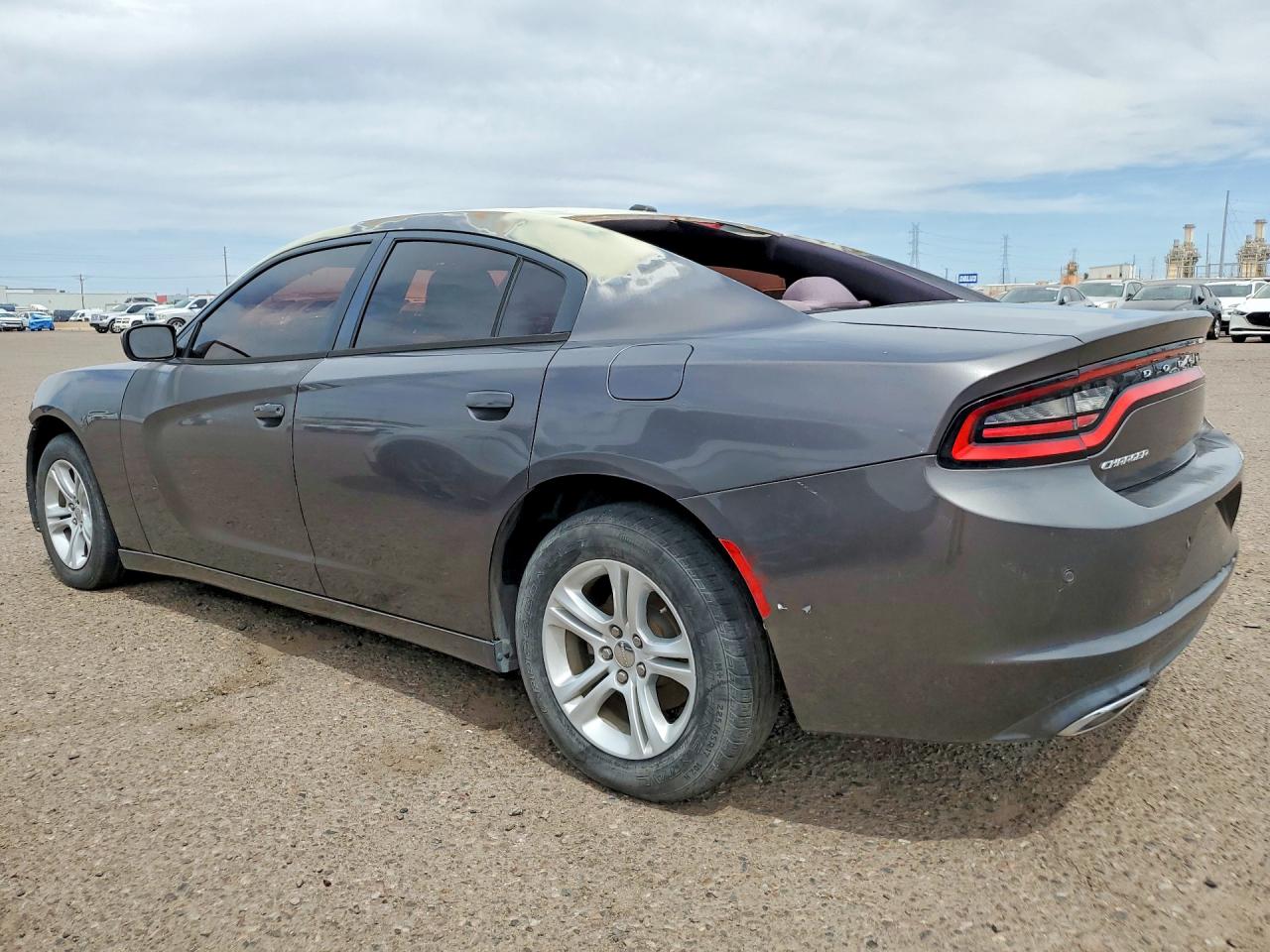 Dodge Charger Se