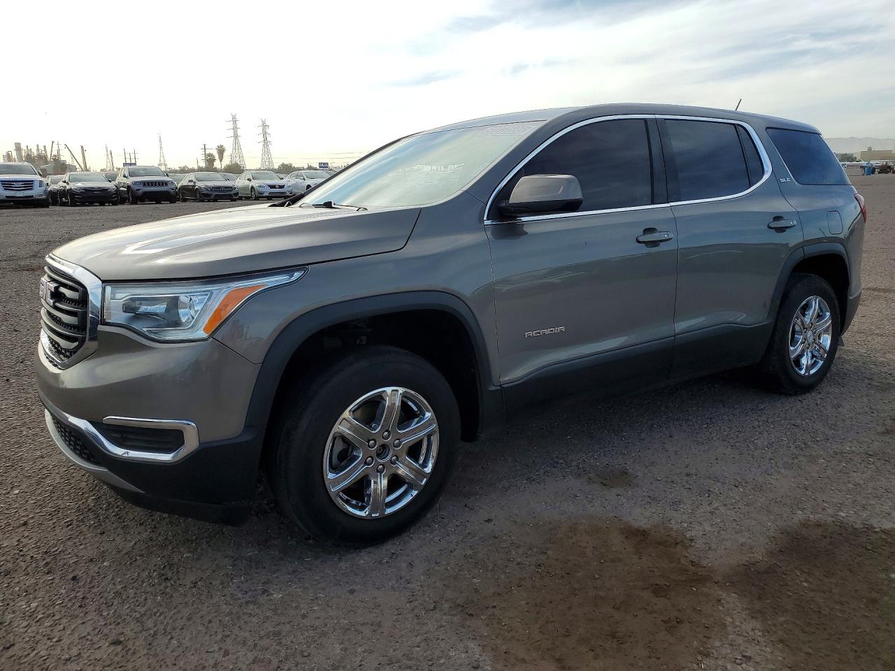 Salvage GMC Acadia Image