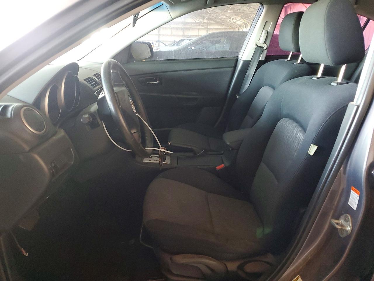 Mazda 3 I