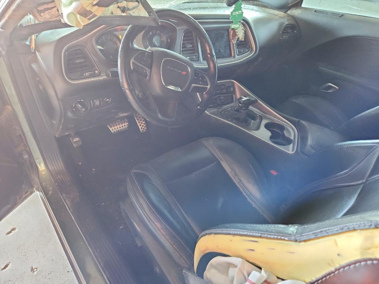 Dodge Challenger Sxt