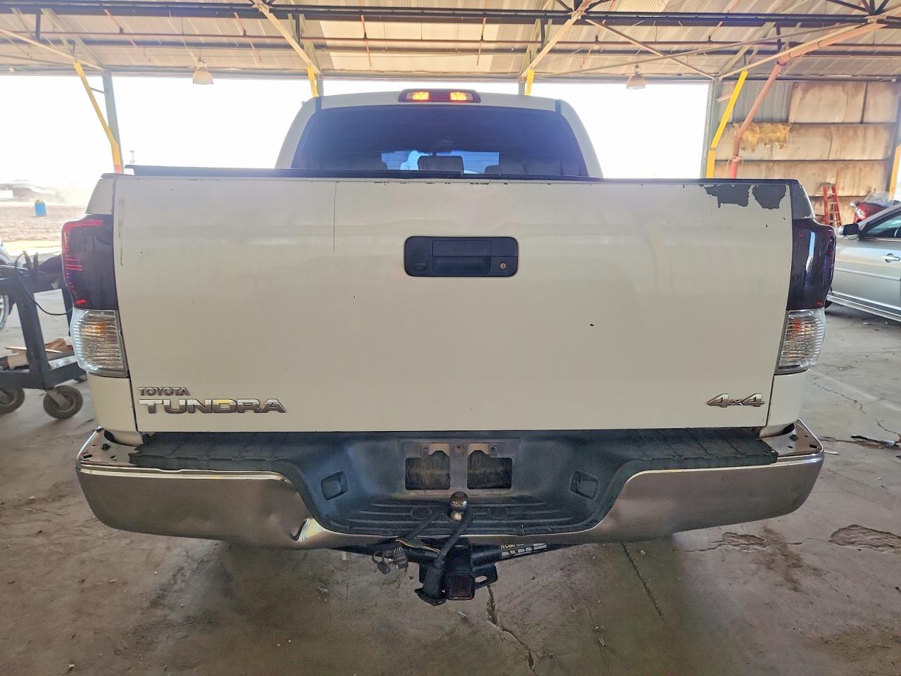 Toyota Tundra Crewmax Sr5