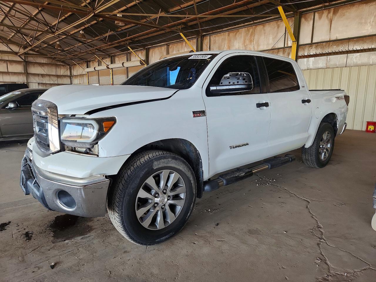 Salvage Toyota Tundra Image