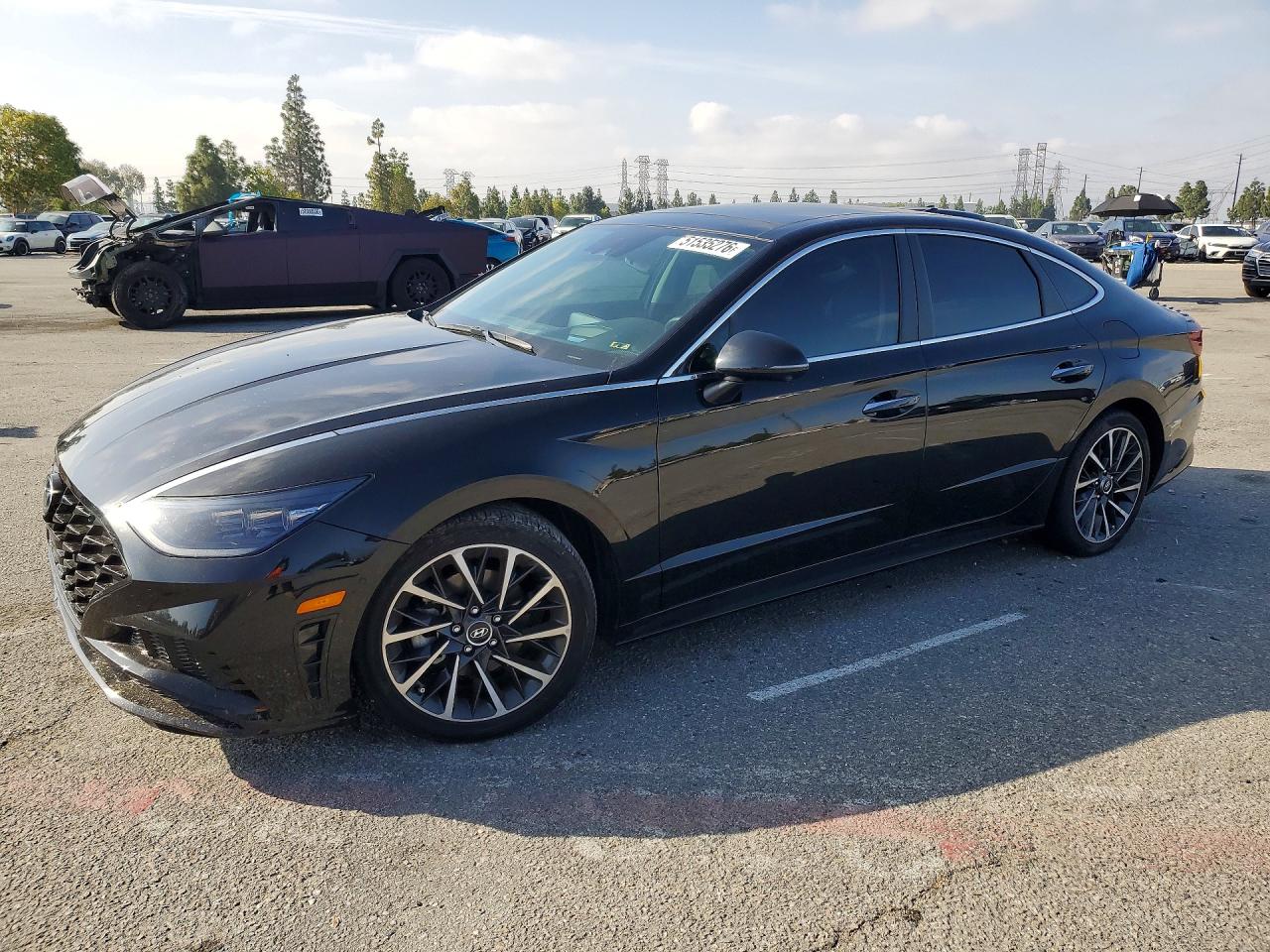 Salvage Hyundai SONATA Image