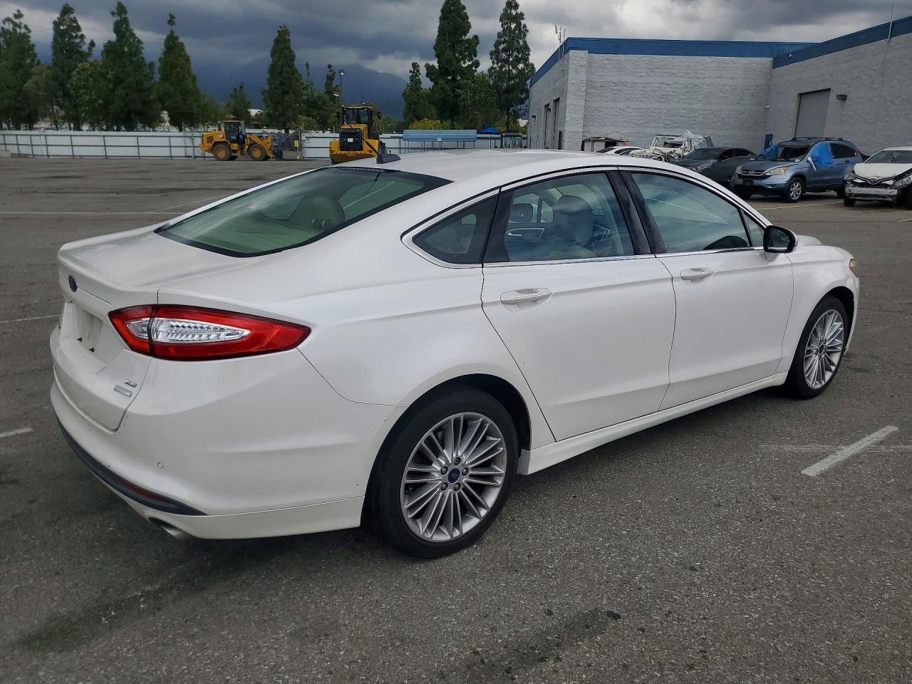 Ford Fusion Se