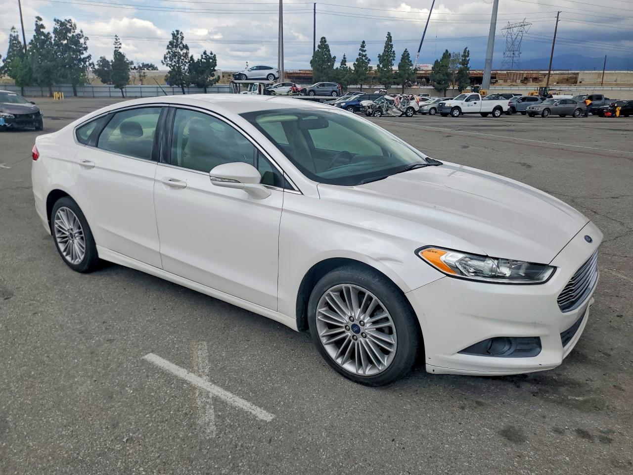 Ford Fusion Se