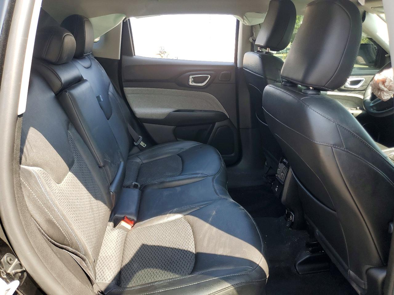 Jeep Compass Latitude