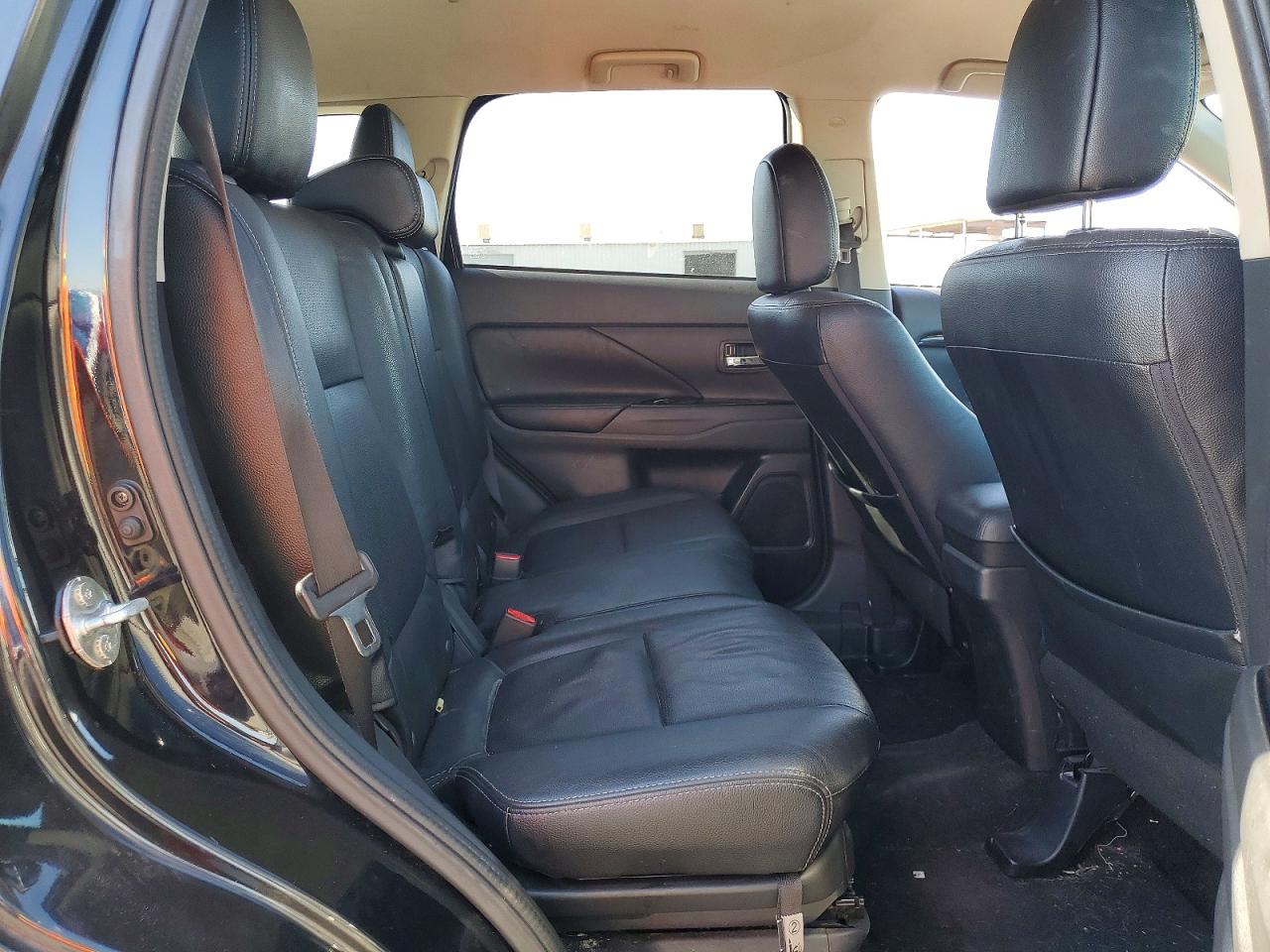 Mitsubishi Outlander Se