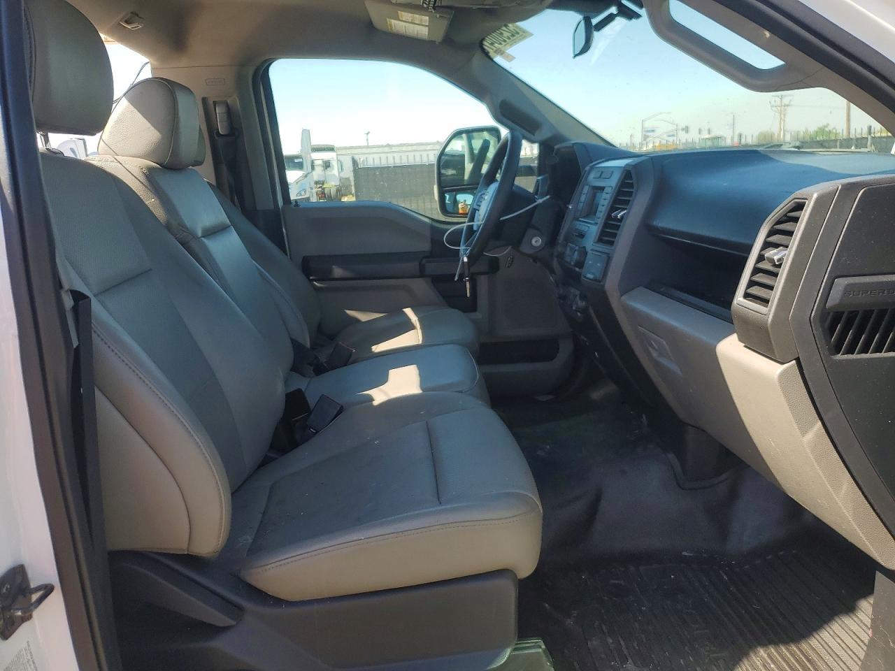 Ford F-350 Super Duty