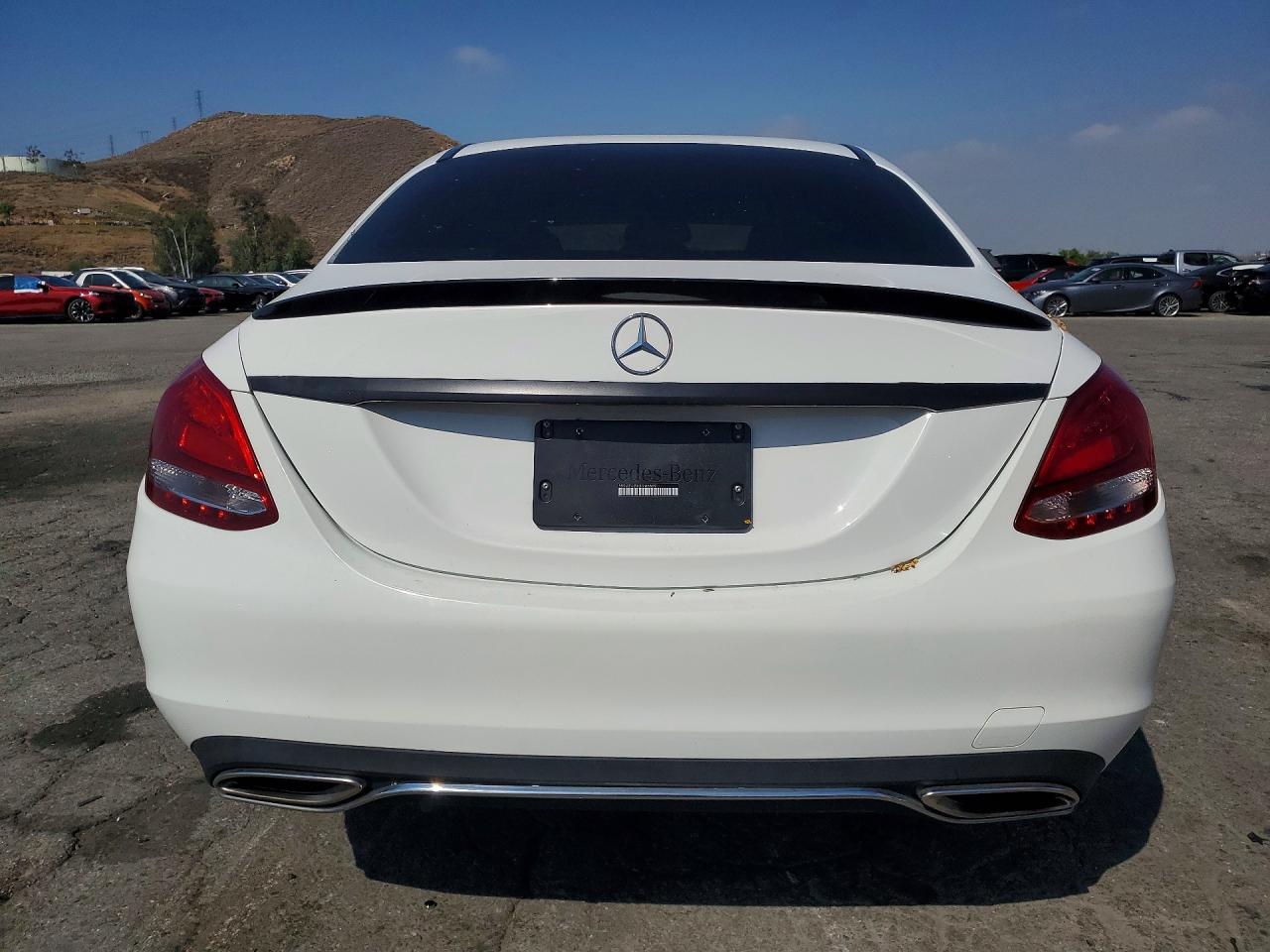 Mercedes-Benz C-Class 300