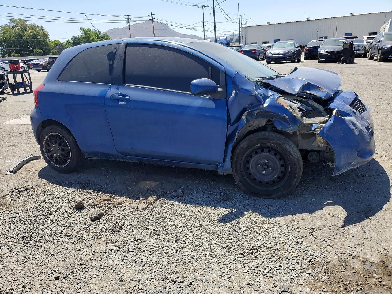 Toyota Yaris Base