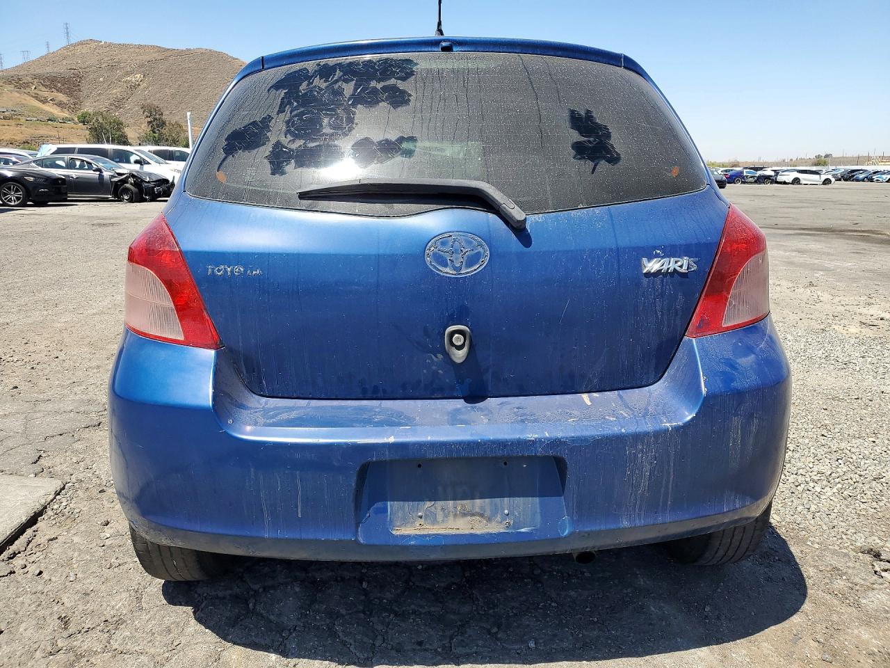 Toyota Yaris Base
