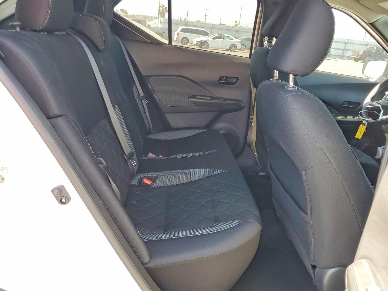 Nissan Kicks S