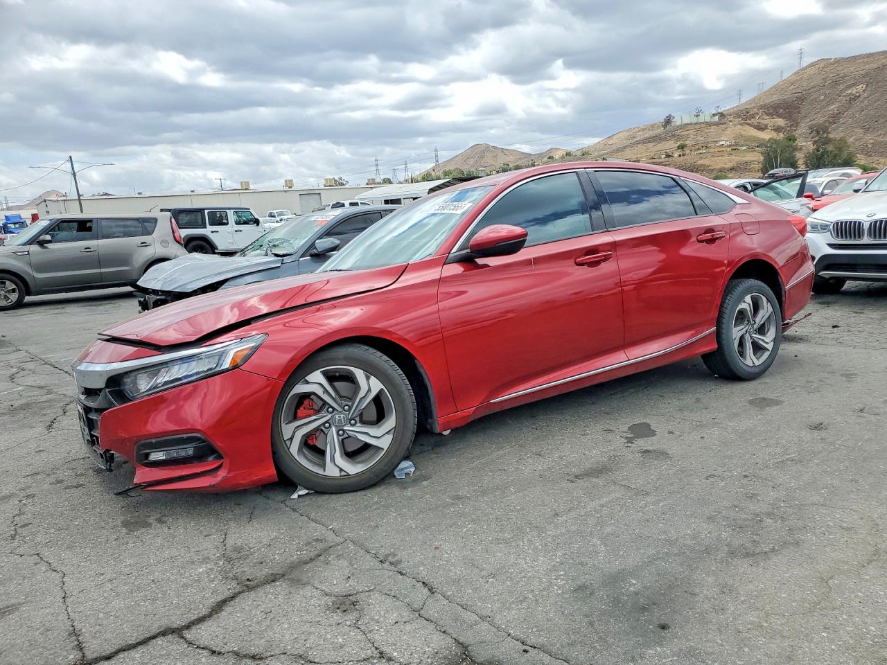 Salvage Honda Accord Image