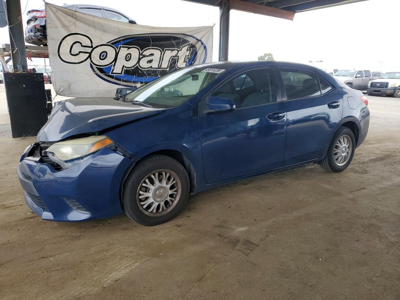 Salvage Toyota Corolla Image