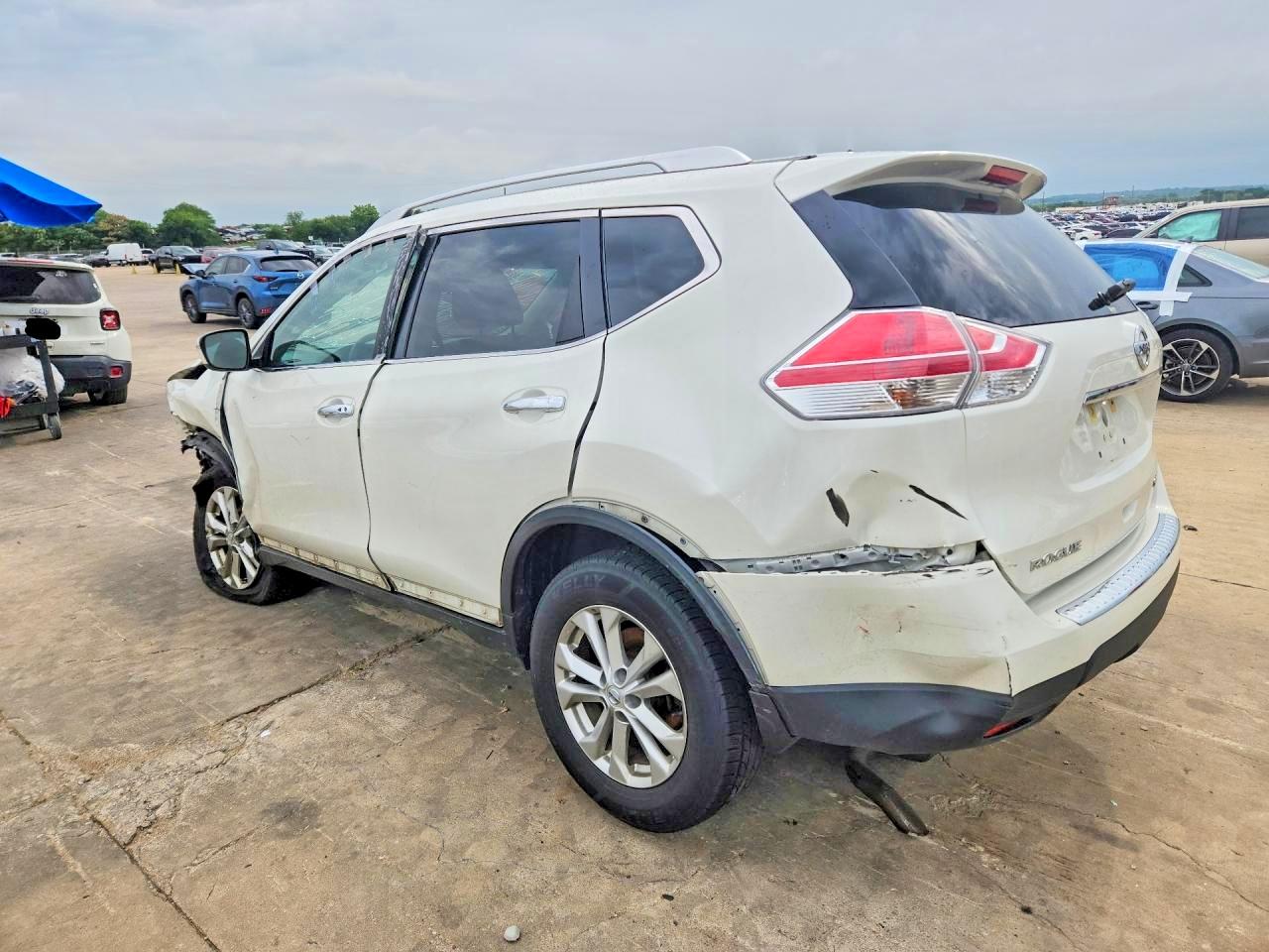 Nissan Rogue Sv