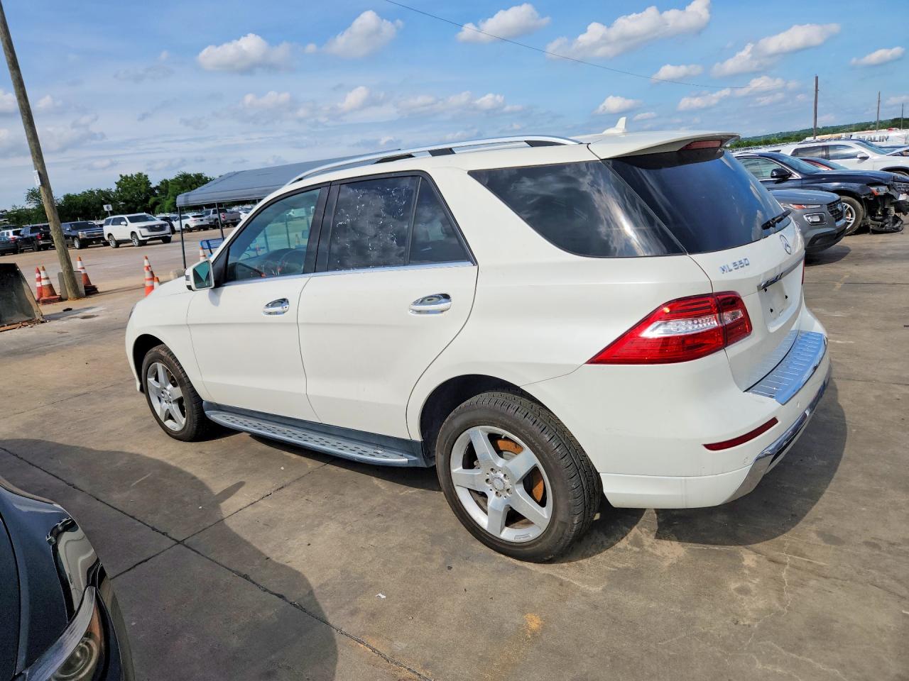 Mercedes-Benz M-Class 550 4matic