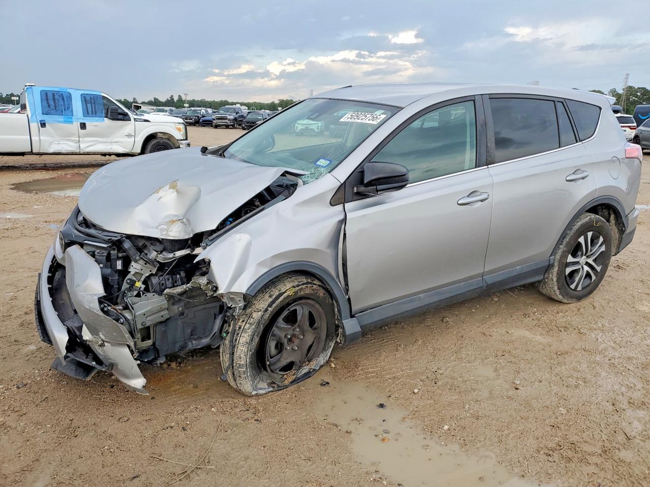 Salvage Toyota RAV4 Image