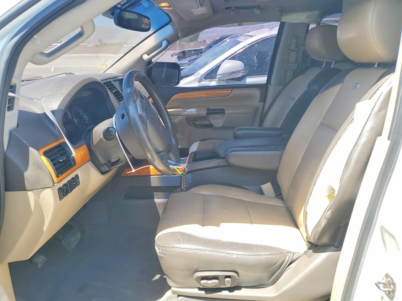 Nissan Armada