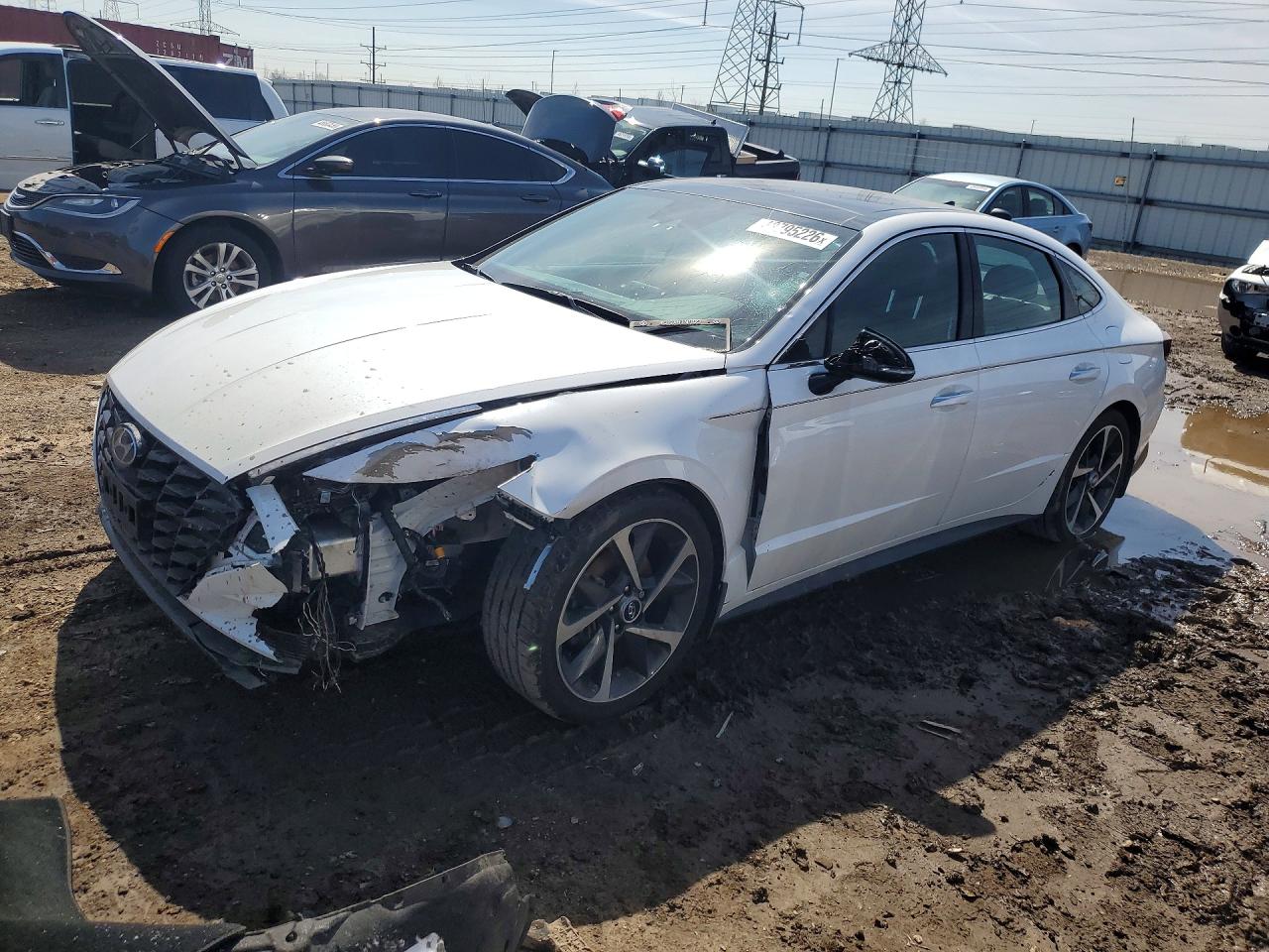 Salvage Hyundai SONATA Image