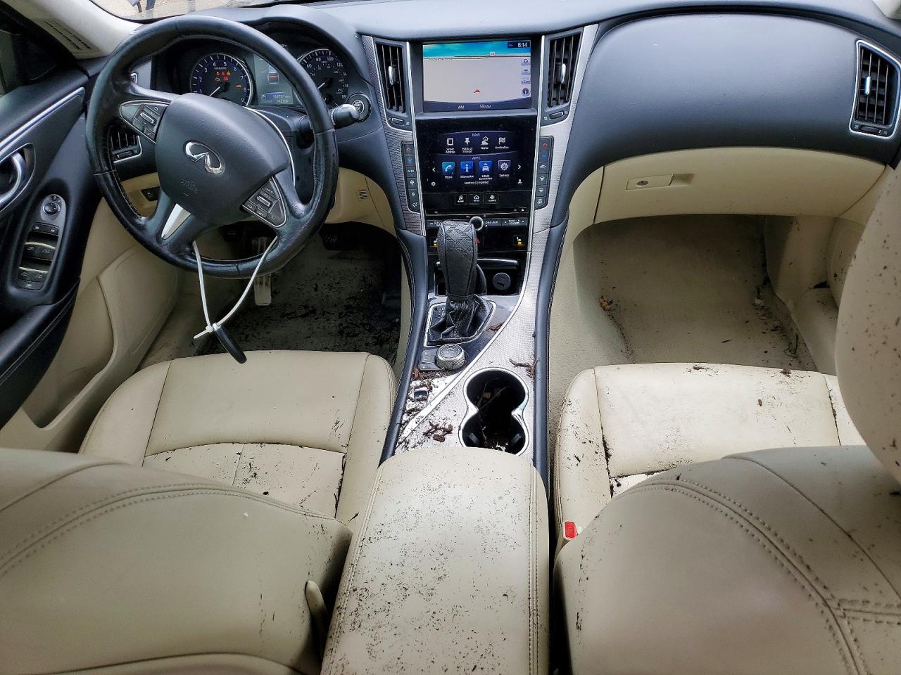 INFINITI Q50 Premium