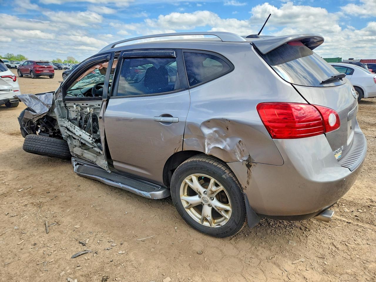 Nissan Rogue S