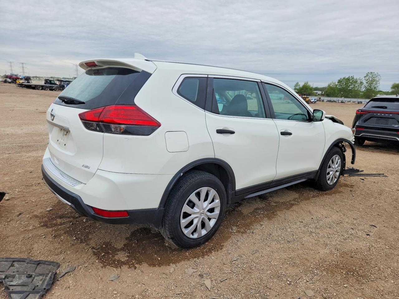 Nissan Rogue S