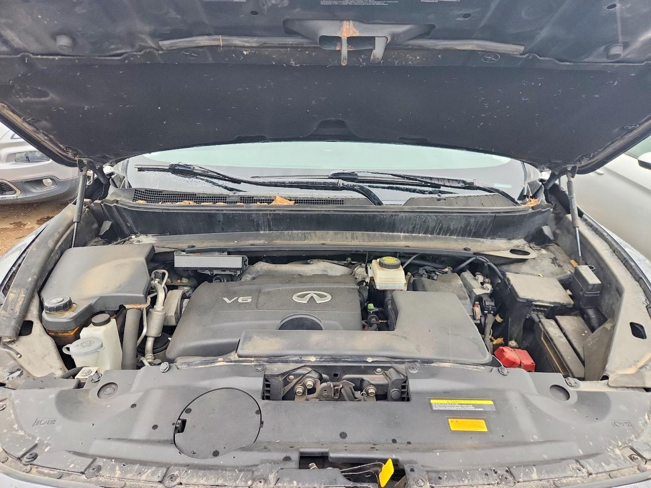 INFINITI Qx Luxe