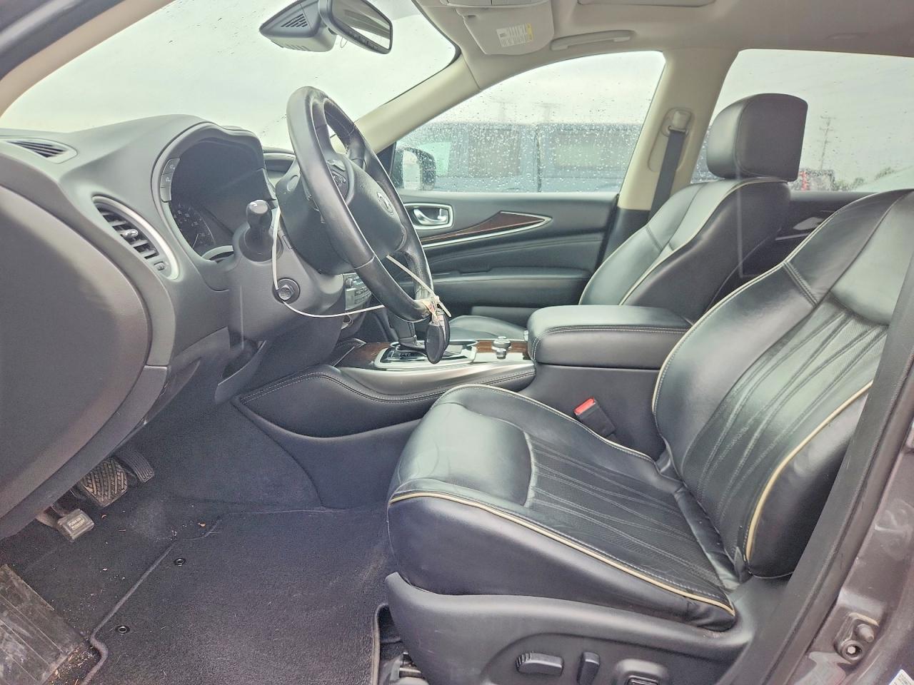 INFINITI Qx Luxe