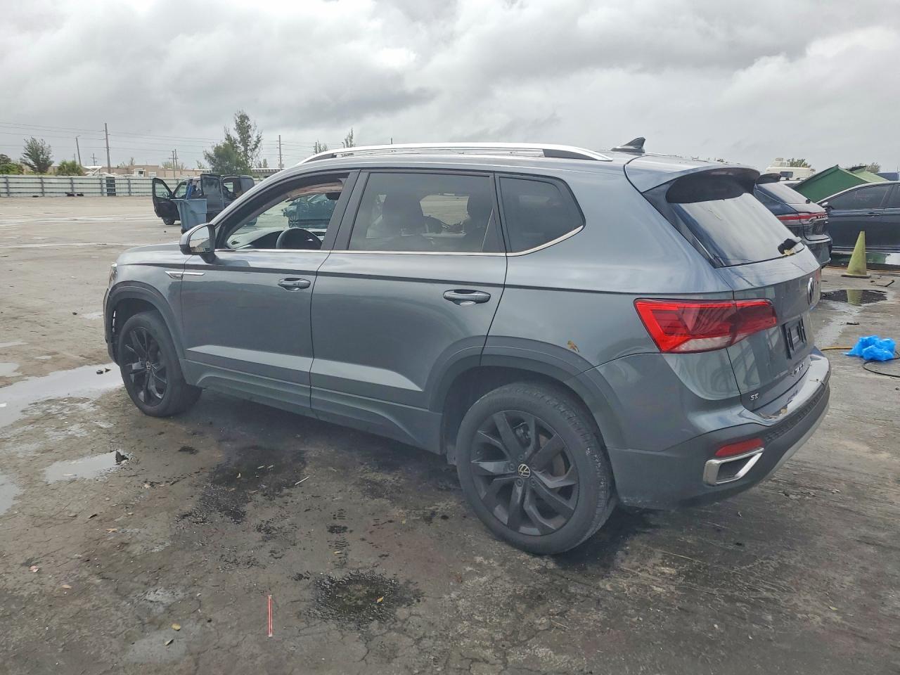Volkswagen Taos Se