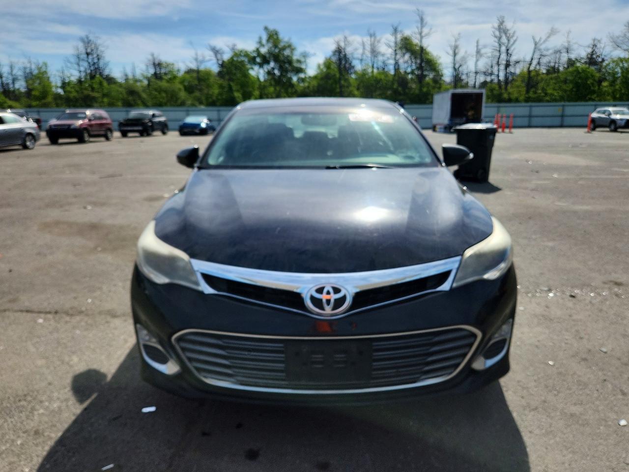 Toyota Avalon Xle Premium