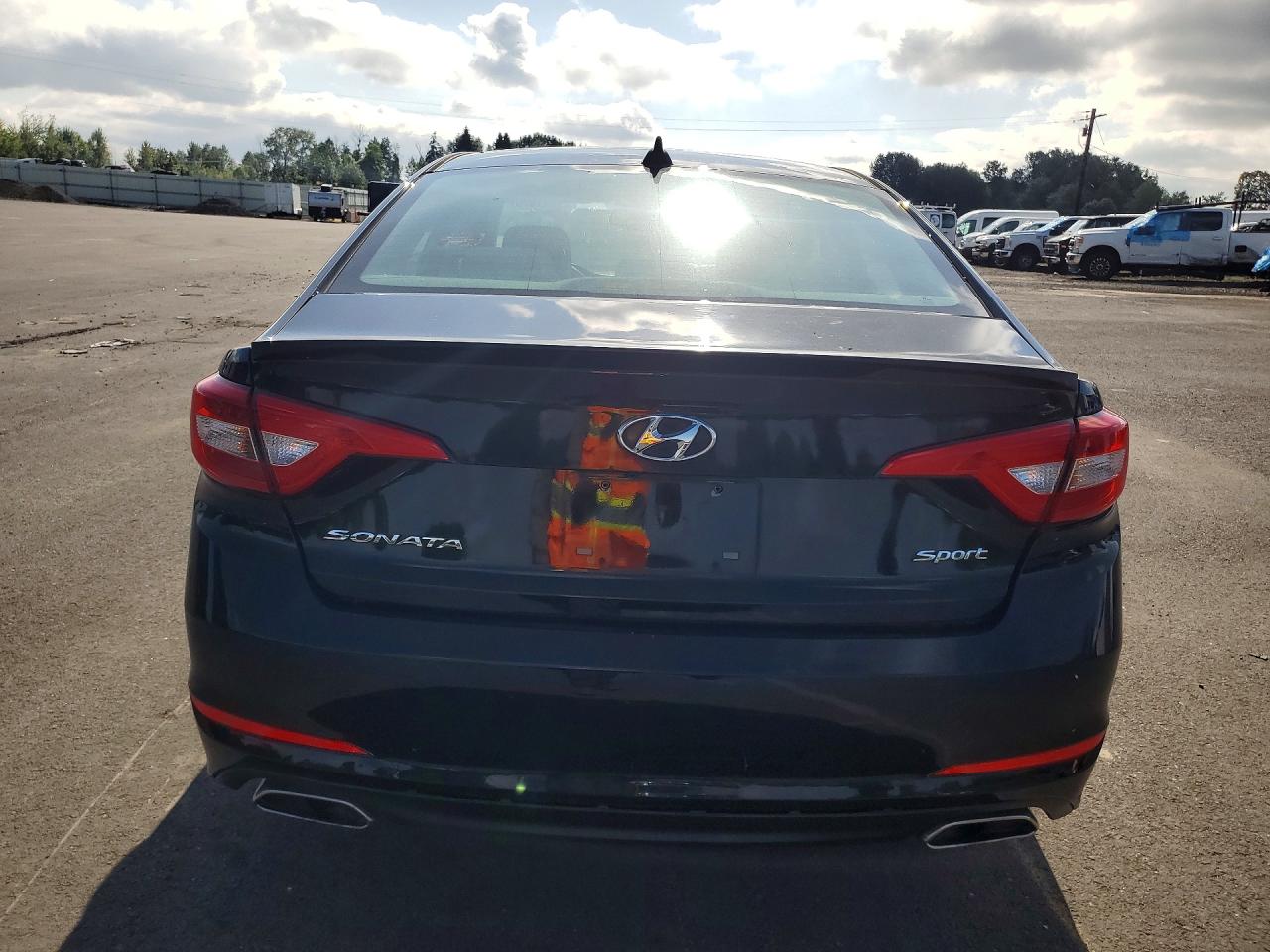Hyundai SONATA Sport