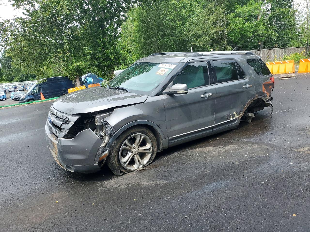 Salvage Ford Explorer Image