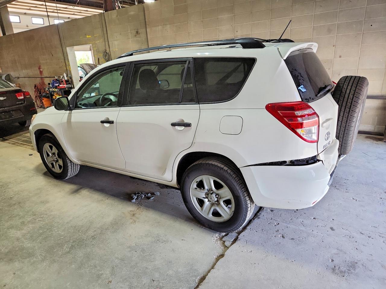 Toyota RAV4 Base