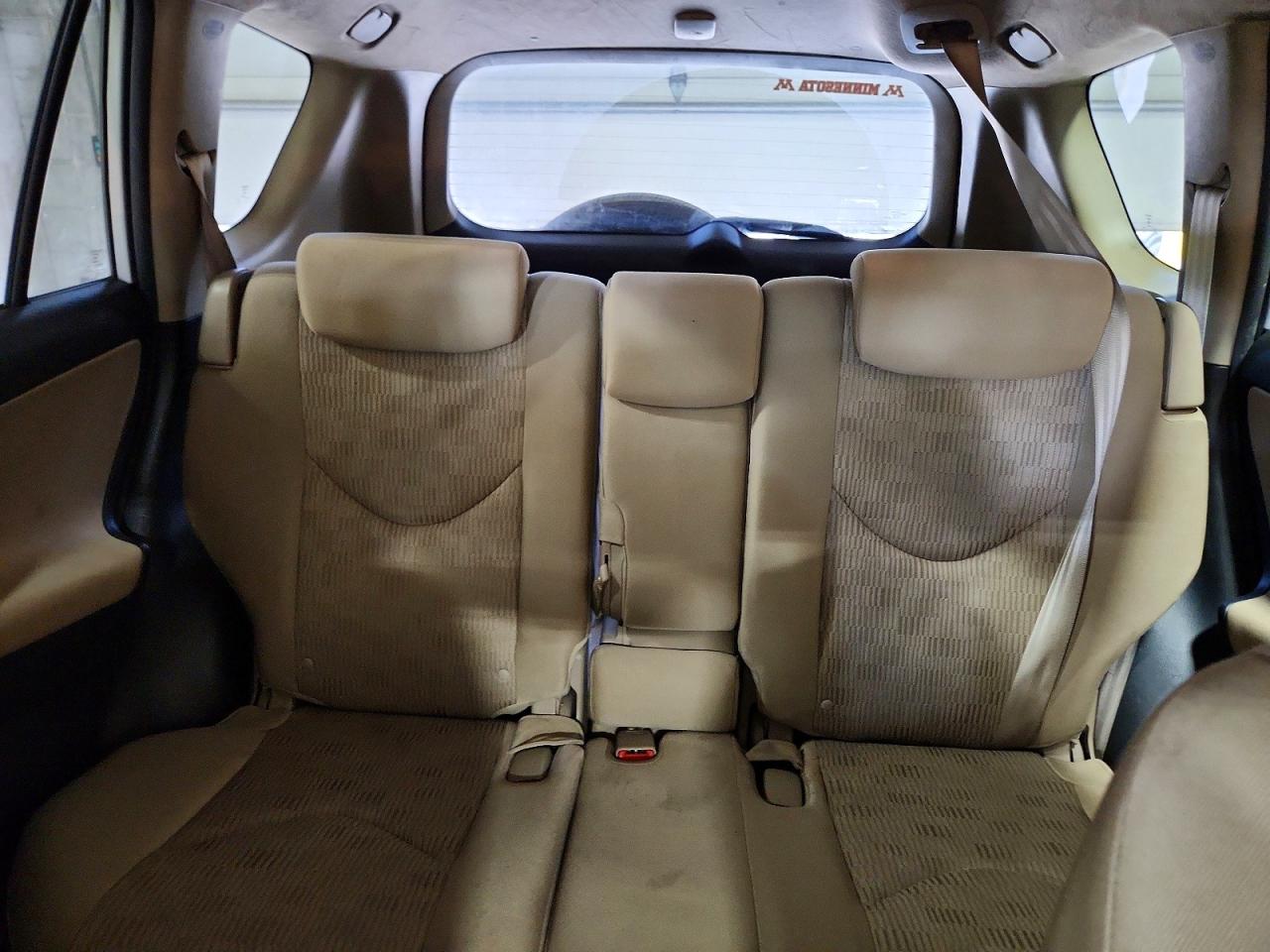 Toyota RAV4 Base