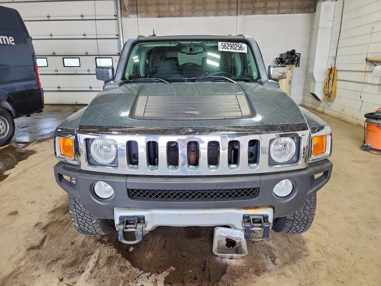 HUMMER H3