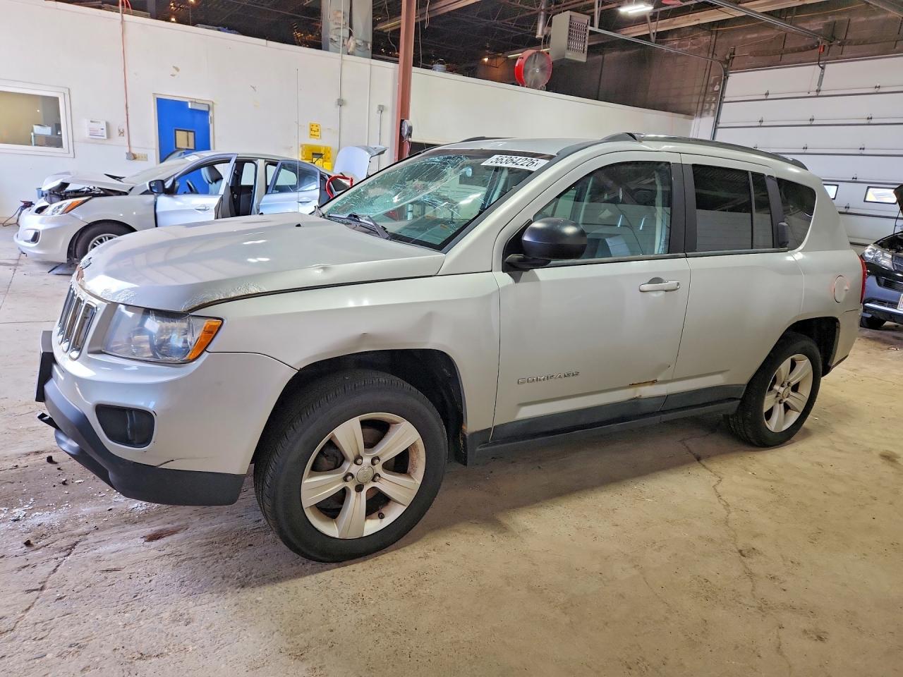 Salvage Jeep Compass Image