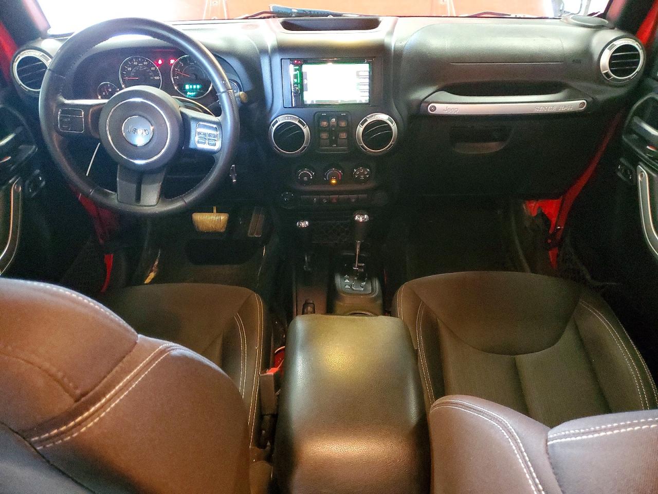Jeep Wrangler Sahara
