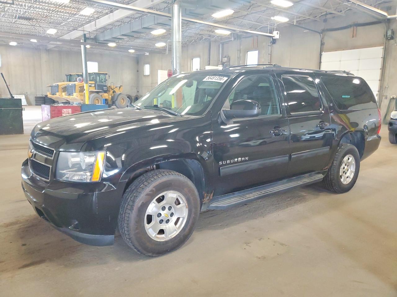 Salvage Chevrolet Suburban Image