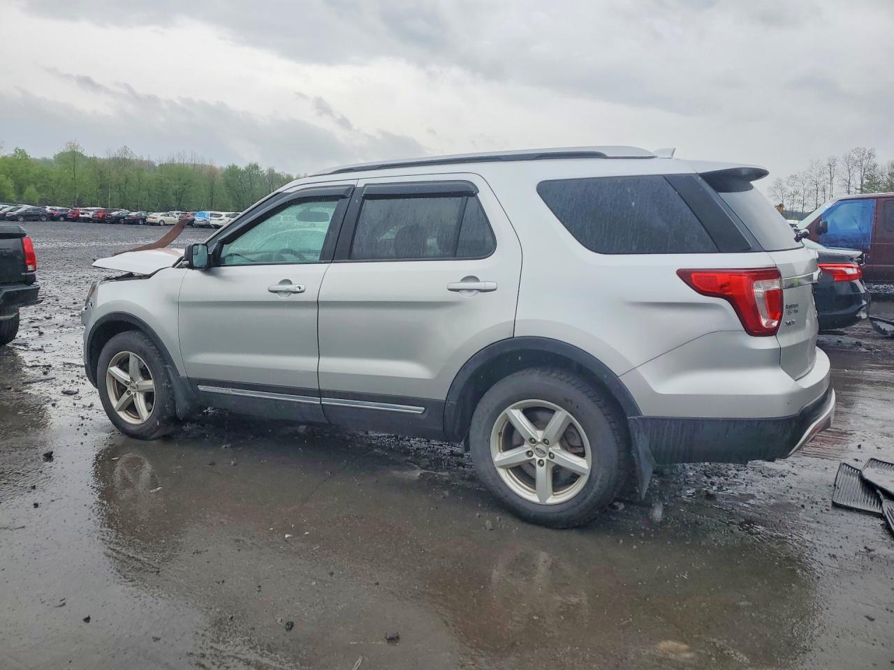 Ford Explorer Xlt