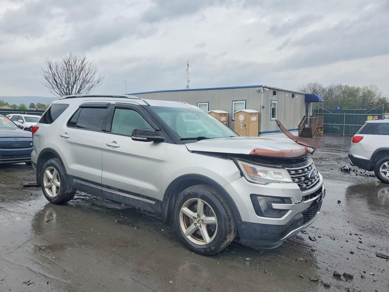 Ford Explorer Xlt
