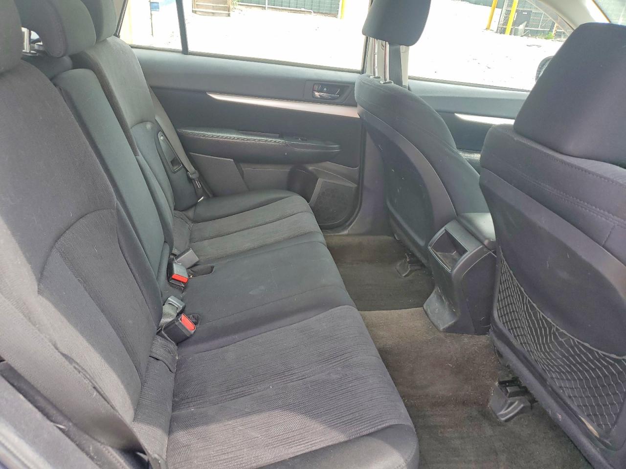Subaru Outback 2.5i