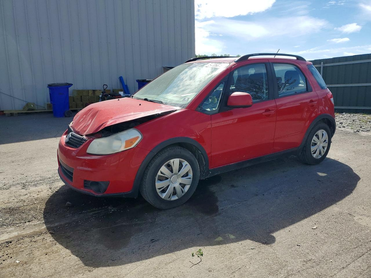 Salvage Suzuki SX4 Image