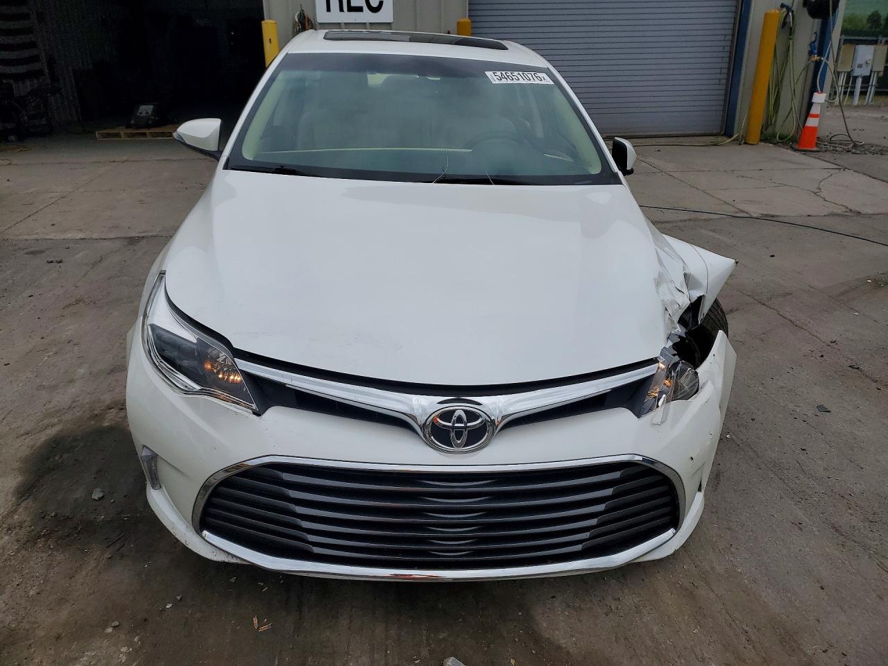 Toyota Avalon Xle Premium