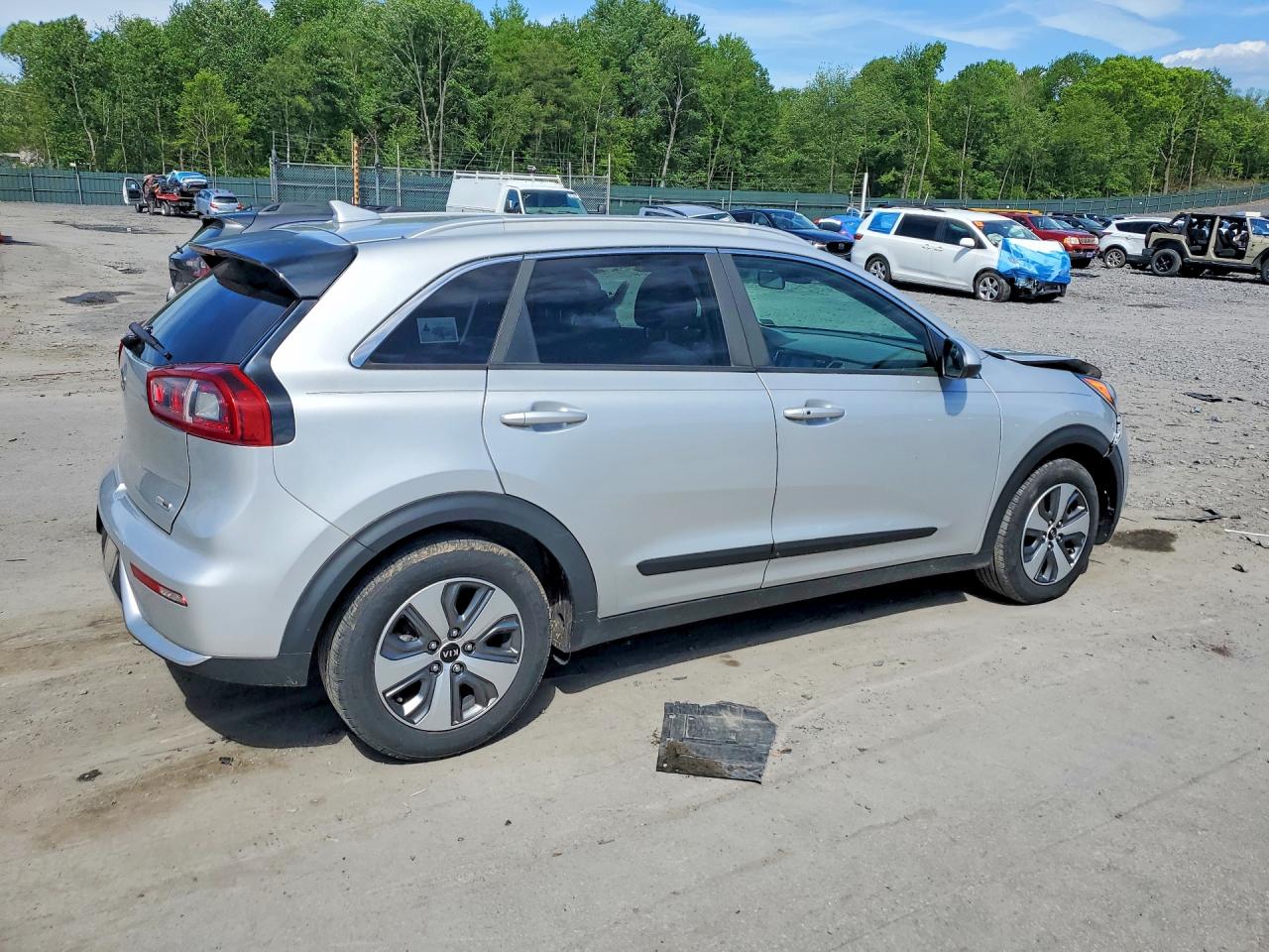 Kia Niro Lx