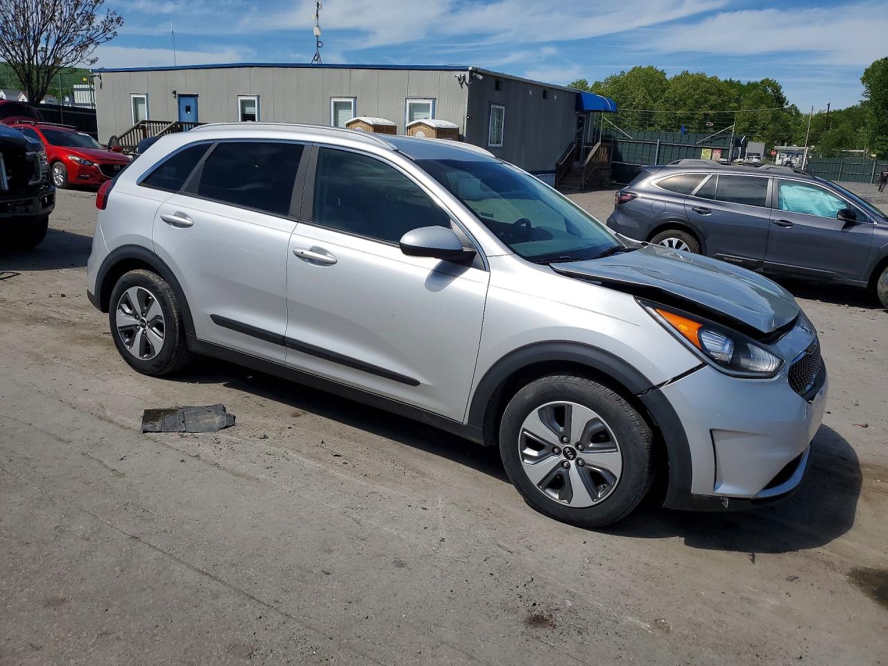Kia Niro Lx
