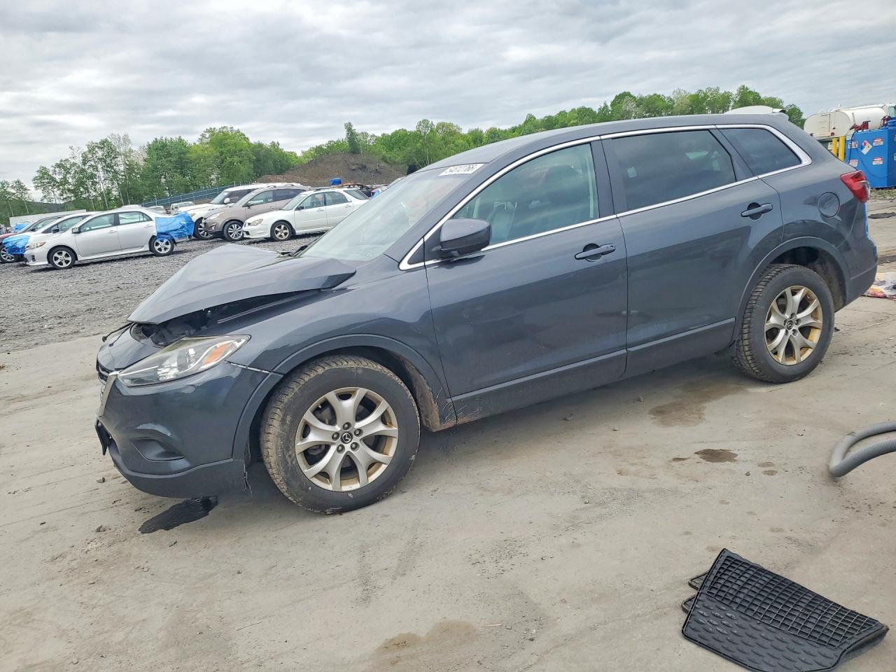 Salvage Mazda Cx Image