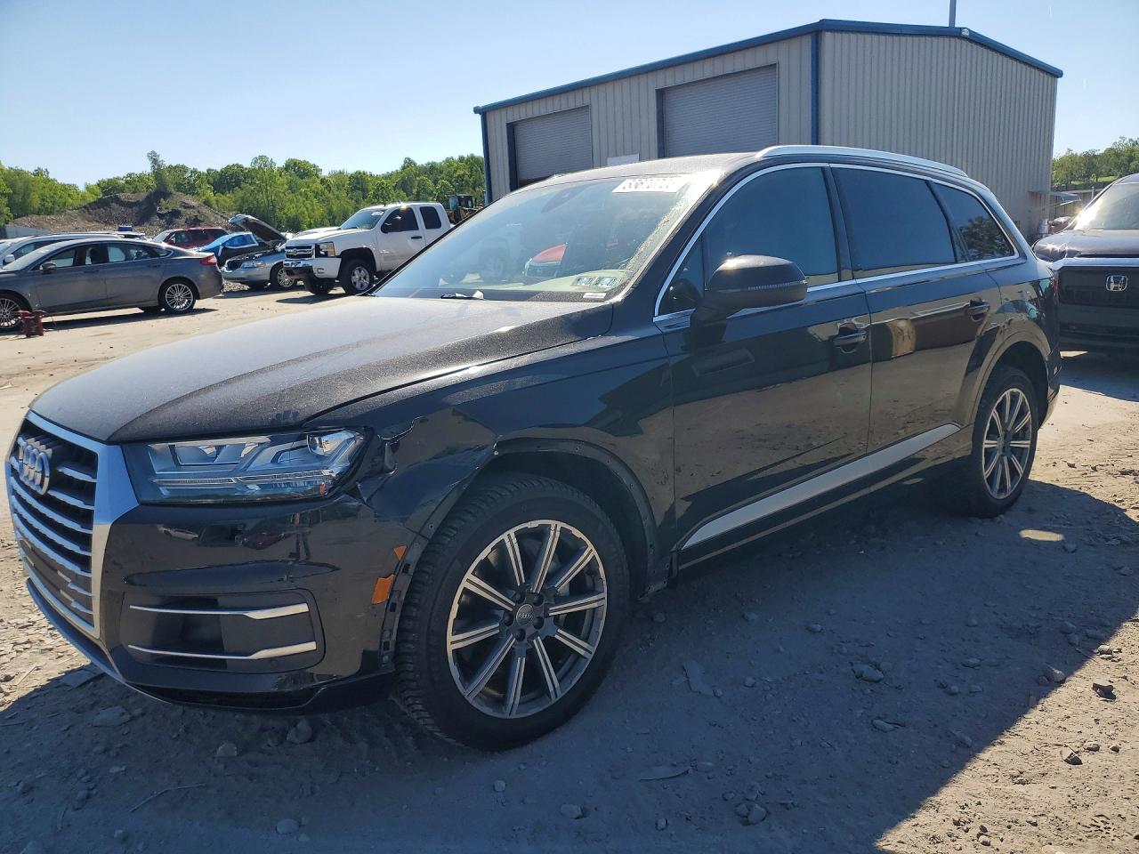 Salvage Audi Q7 Image