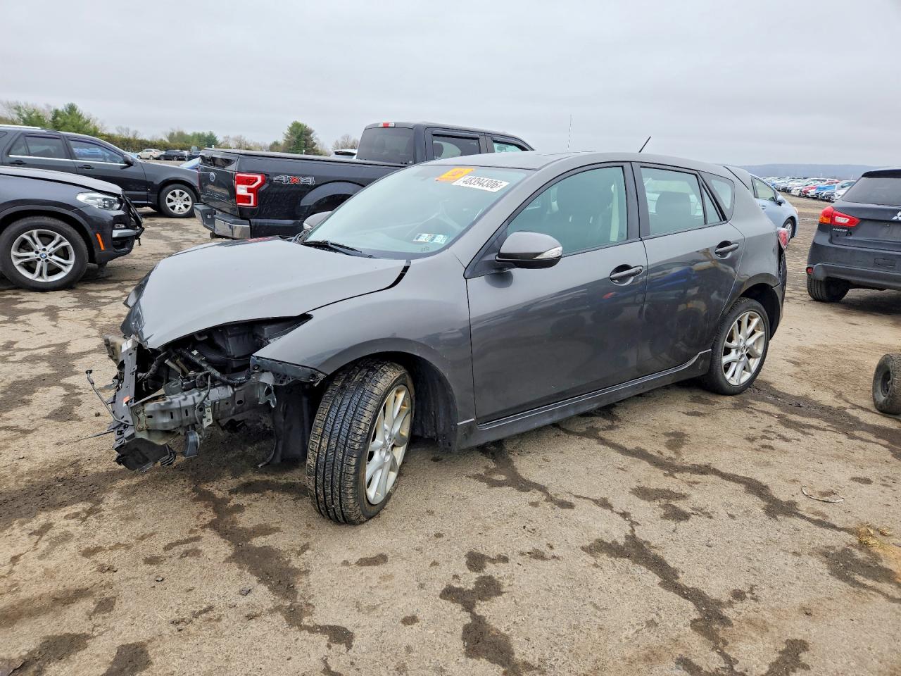 Salvage Mazda Mazda3 Image